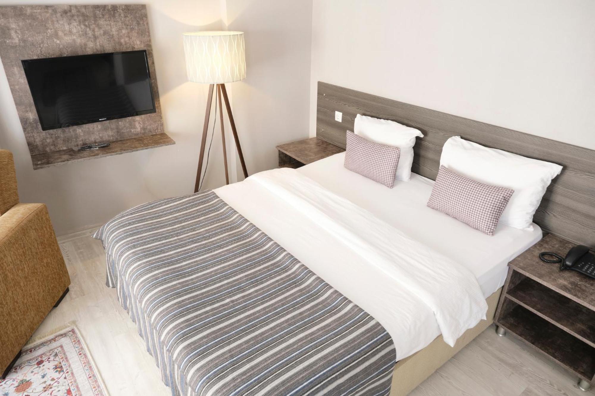 אסקיסהיר The Breeze Hotel מראה חיצוני תמונה